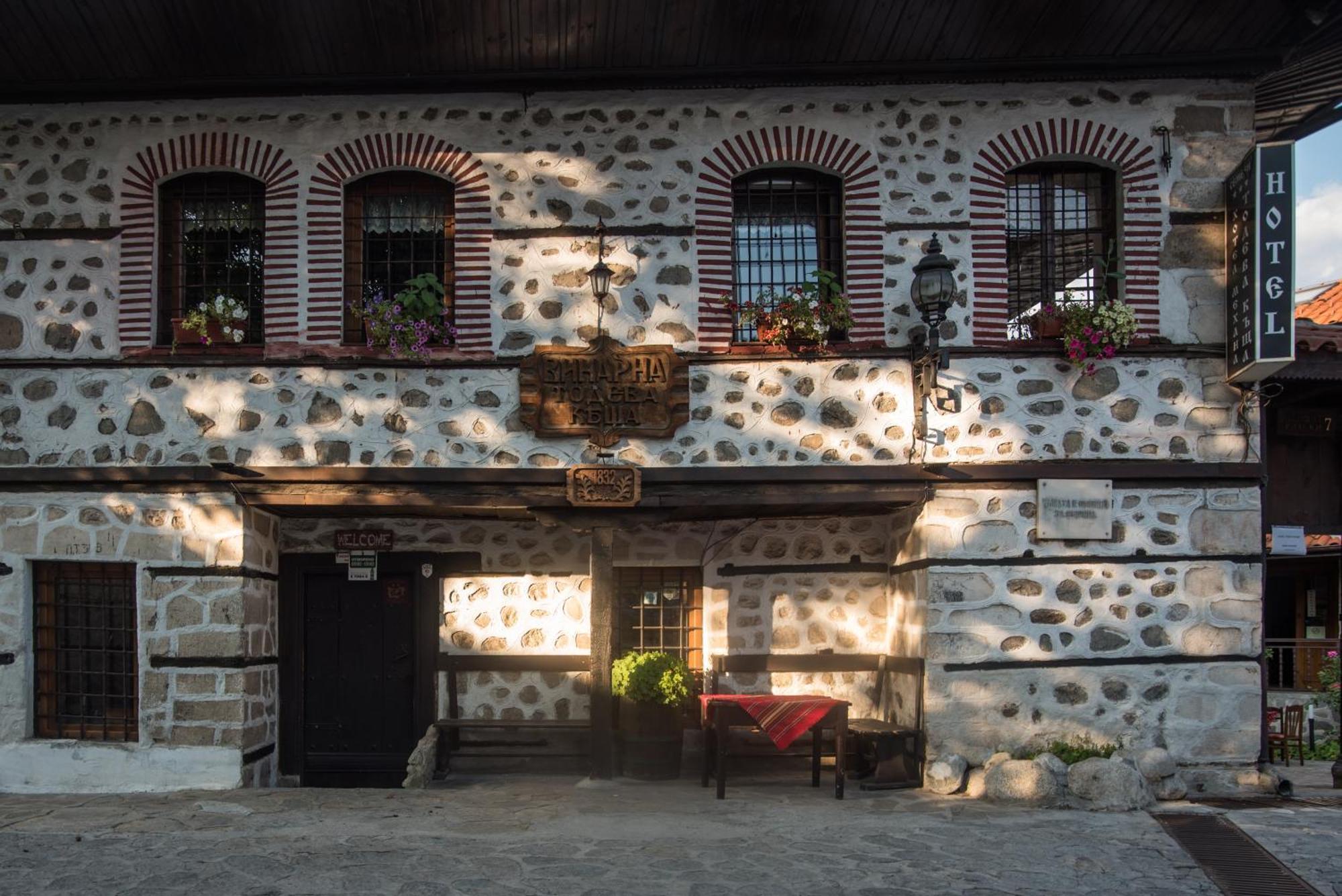 Todeva House Hotel And Tavern Bansko Exteriör bild